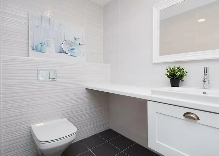 Apartman Center, Brand New + Free Parking *