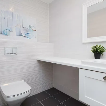 Apartamento Center, Brand New + Free Parking *