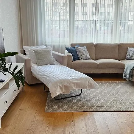 Center, Brand New + Free Parking Apartment